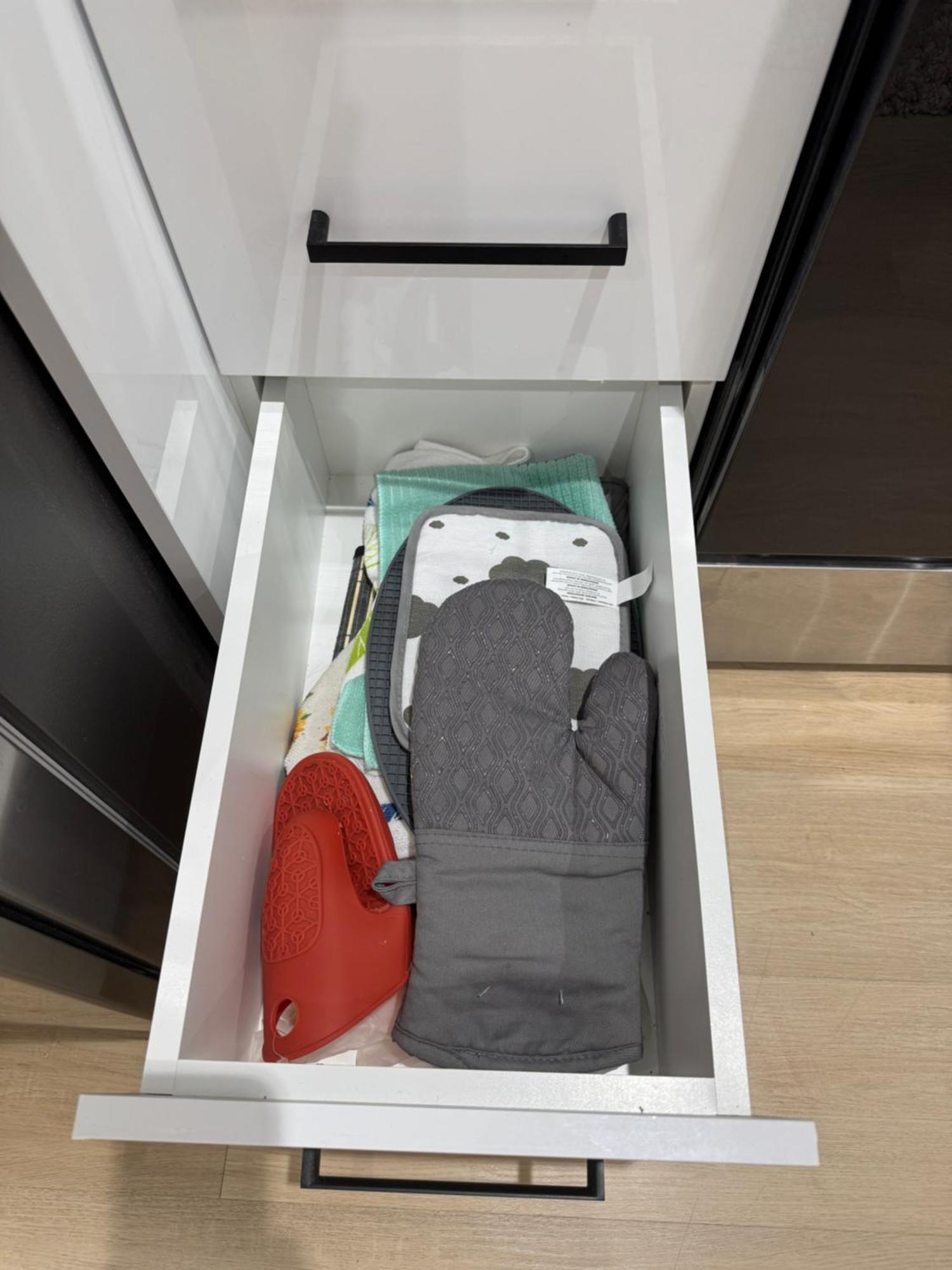 Cozy, Brand-New, 2Bdr,Walkout Apt, Free Parking Richmond Hill Εξωτερικό φωτογραφία