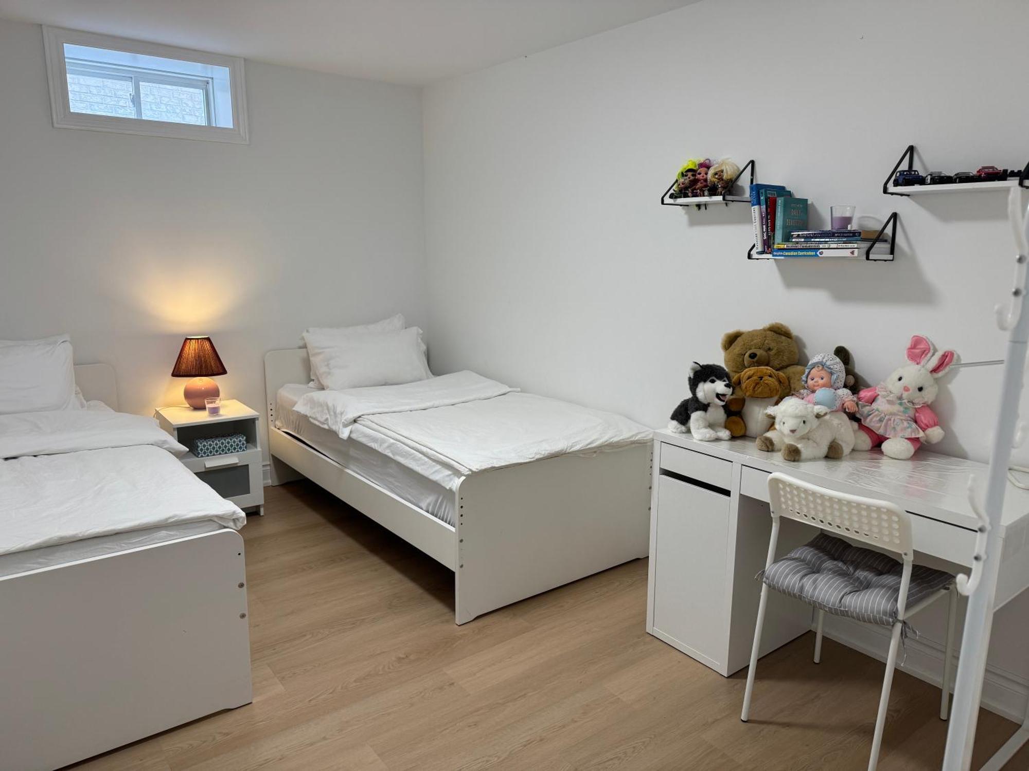 Cozy, Brand-New, 2Bdr,Walkout Apt, Free Parking Richmond Hill Εξωτερικό φωτογραφία