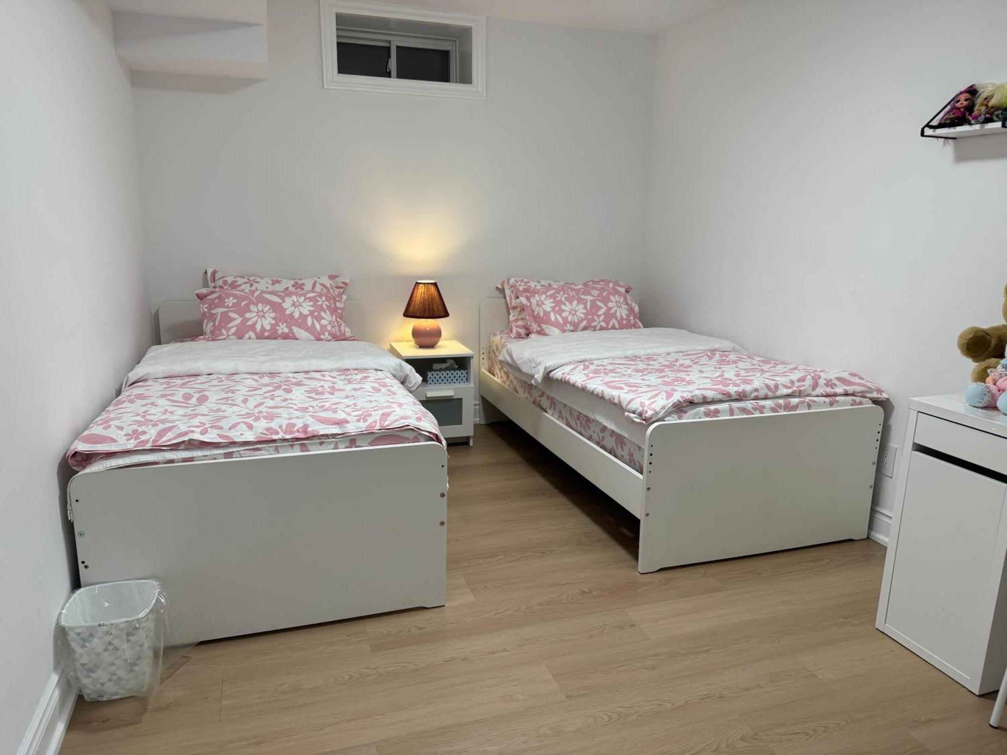Cozy, Brand-New, 2Bdr,Walkout Apt, Free Parking Richmond Hill Εξωτερικό φωτογραφία